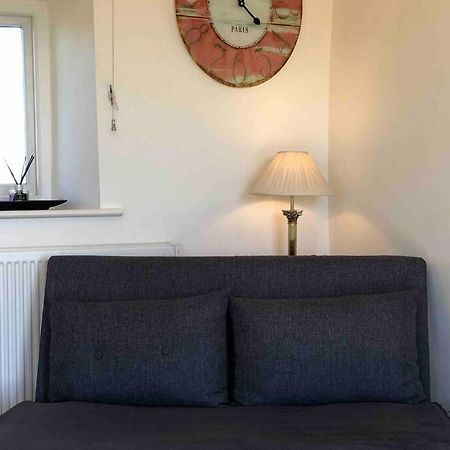 Villa Secluded Romantic Cotswolds Barn - Sleeps 2 To 4 - Near Cirencester - Dog Friendly Kemble Exterior foto
